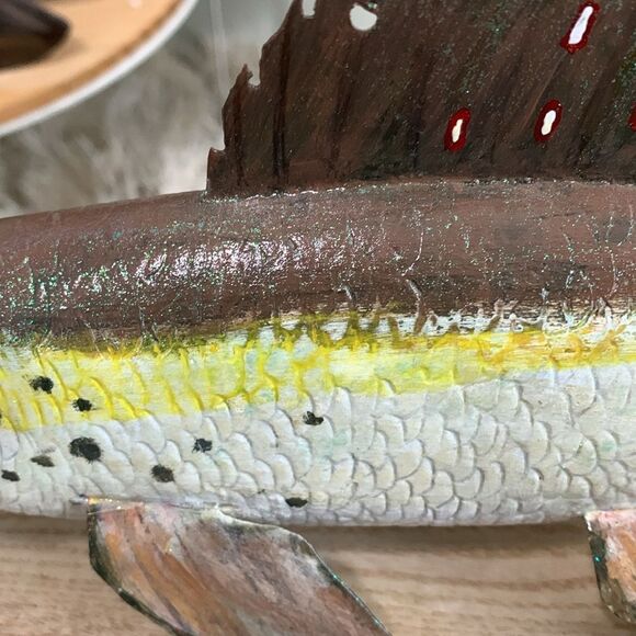 Handcrafted & Hand Painted Folk Art Wood & Metal Fish Spearing Decoy - Picture 6 of 16